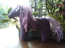 Load image into Gallery viewer, hand made Horse Fiber Art sculptures
