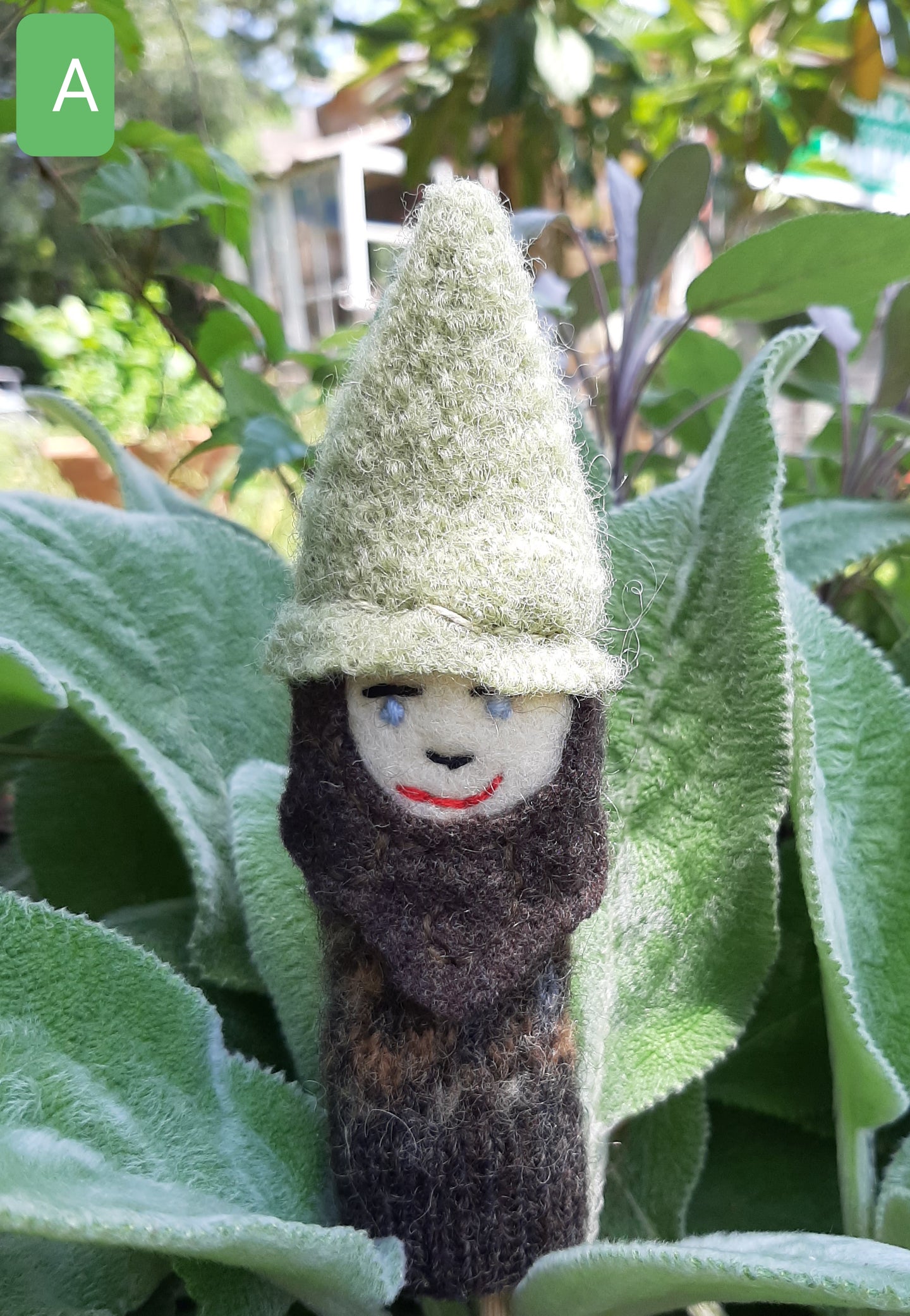 Gnome finger puppets