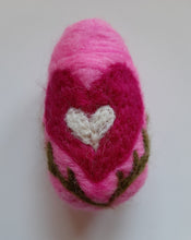 Load image into Gallery viewer, Custom needle felted  egg