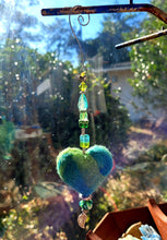 Load image into Gallery viewer, Window Heart Leaf Charm