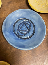 Load image into Gallery viewer, Ceramic chakra vessels and trivets by Laurel Herbert