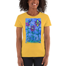 Load image into Gallery viewer, Women&#39;s short sleeve t-shirt dragonflies garden 2
